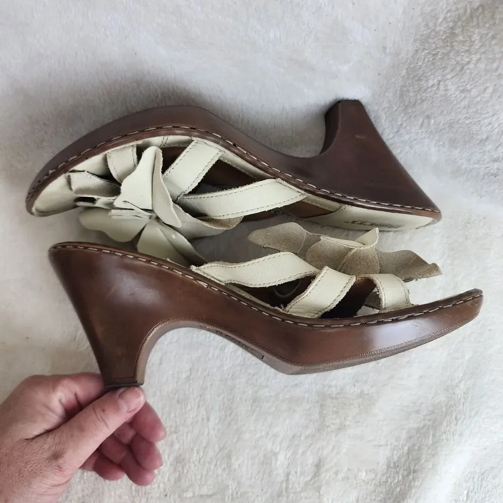 Born Womens Beige Leather Flower Heel Strappy Leather Sandal Size Us 9 Eu 40